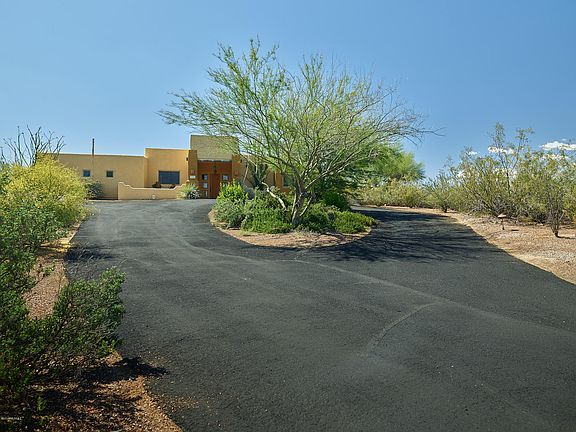 4th image of 3151 N Corte Lindo Cielo