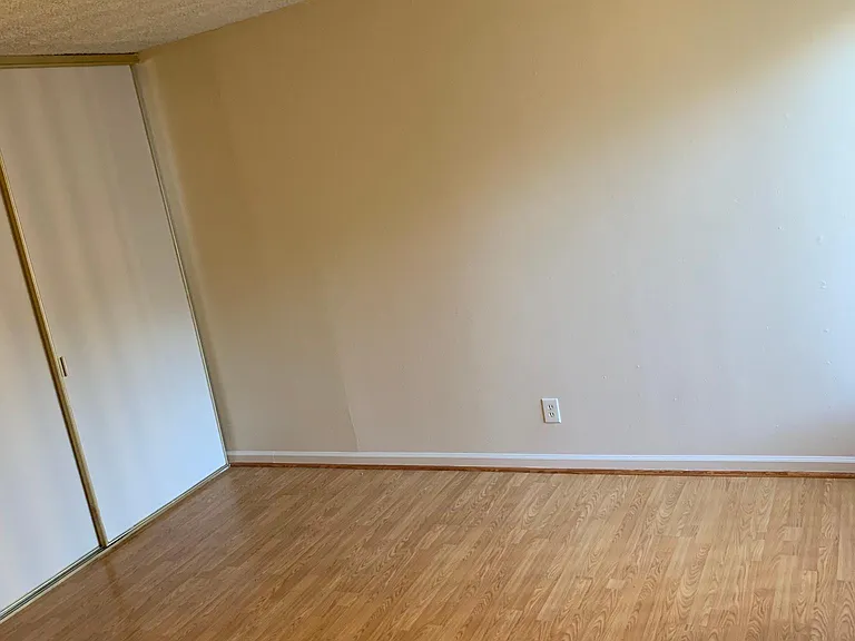 6944 Kester Ave #211 — Photo 11