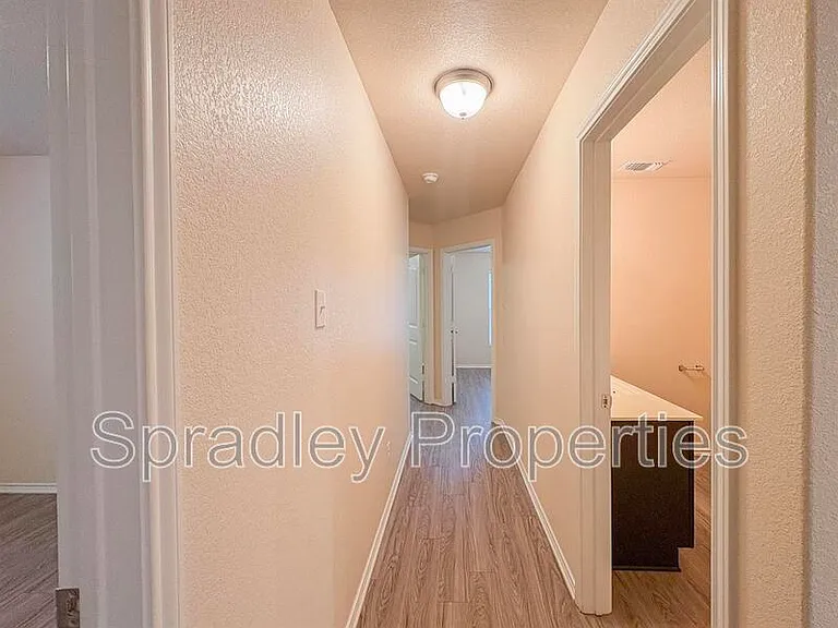 2214 Justice Dr — Photo 13