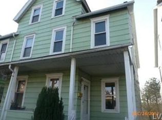832 Main St, Northampton, PA 18067