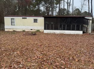 40 Huckleberry Ln, Winder, GA
