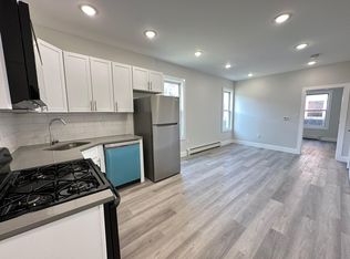 191 Wegman Pkwy #19D, Jersey City, NJ 07305