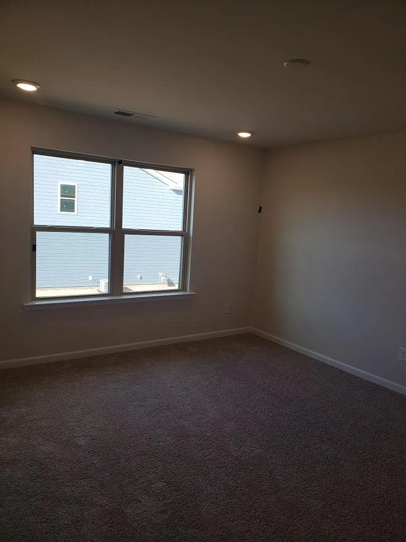Room in 4 Bedroom Home at 1004 Maylen Trace — Photo 4