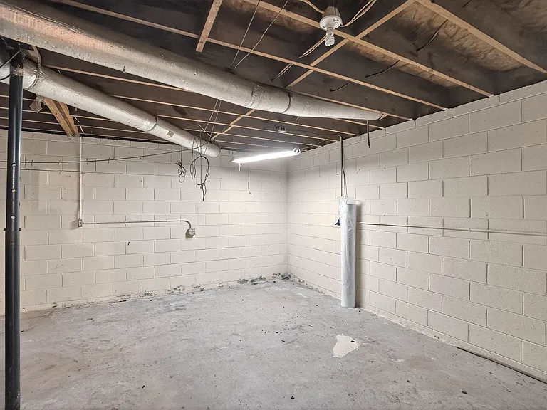 1494 Carpenter St — Photo 20