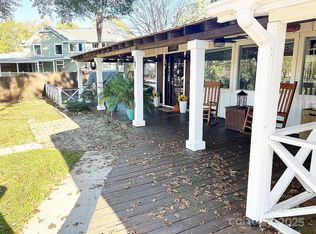 5565 Riverfront Rd, Lake Wylie, SC 29710