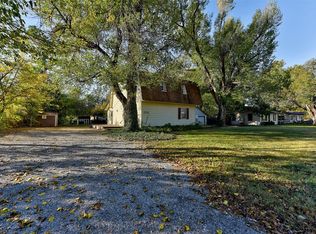 228 W Thatcher St, Edmond, OK 73003