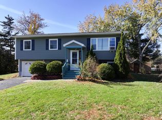 175 Gail Ter, Williston, VT 05495