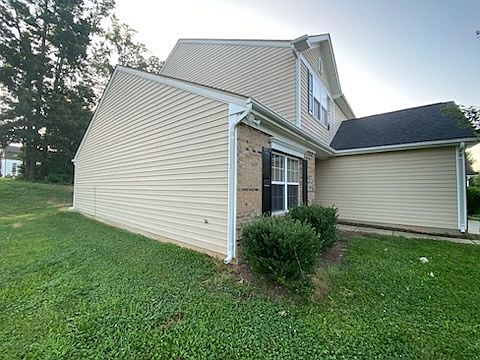 3rd image of 12750 Oakton Hunt Dr