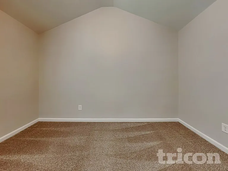 10 Carriage Hills Dr SE — Photo 10