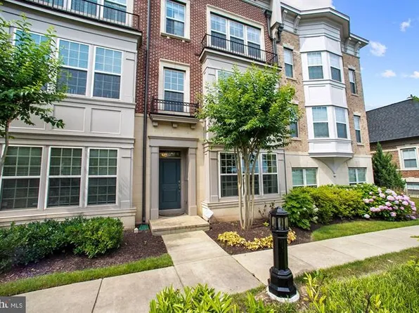 502 Rampart Way Unit 3, Oxon Hill, MD 20745