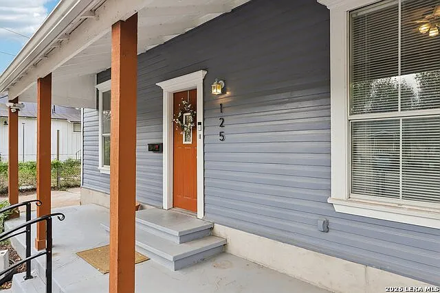 3 bed, 2.0 bath, 1216 sqft, $1,600 — Photo 3