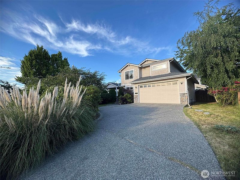 2nd image of 510 3rd Avenue N