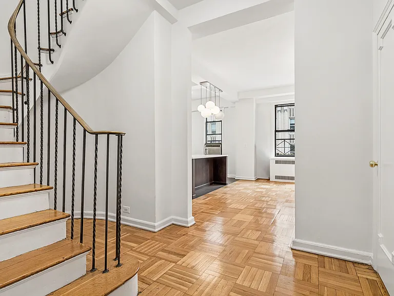 220 Madison Ave #14K — Photo 11