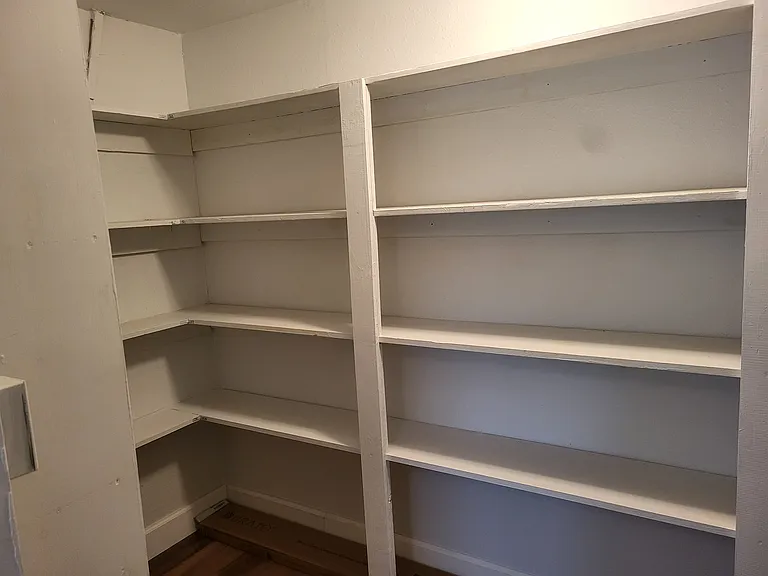 10215 Cliff Cir — Photo 20