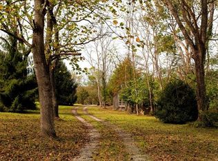 10206 Holly Hill Rd, Glen Allen, VA 23059