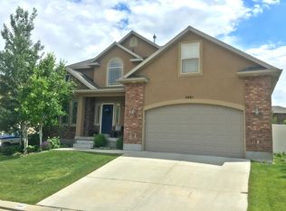3881 W Coral Dune Dr, South Jordan, UT 84009