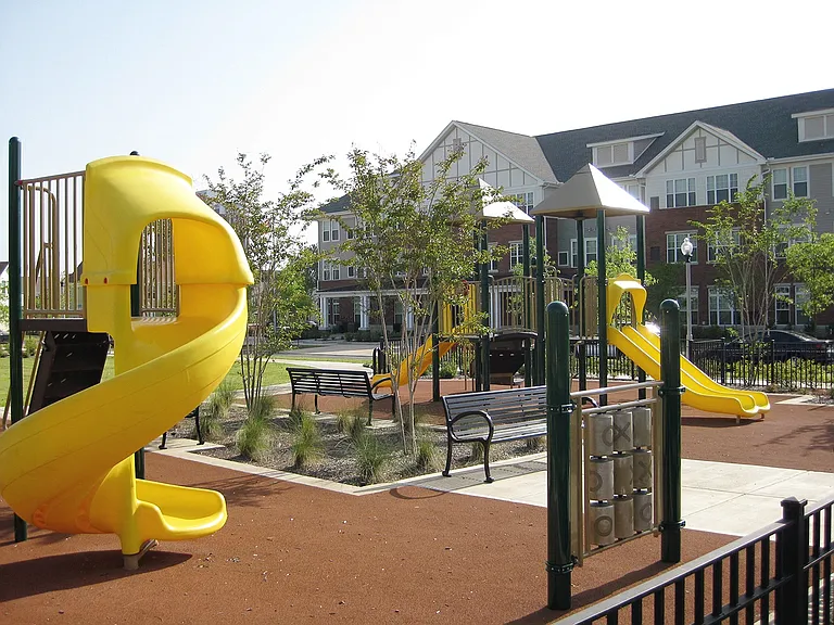 Legends Park Apartments — Photo 10