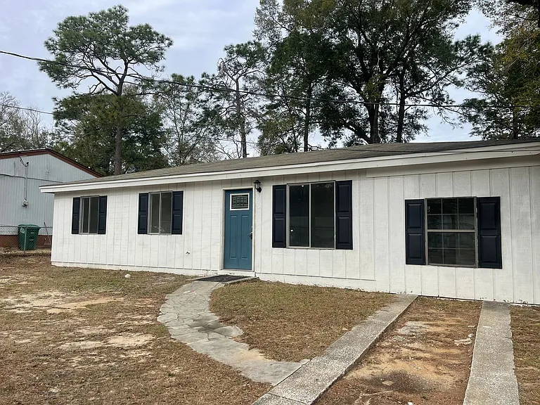 266 White Oak Dr — Photo 1