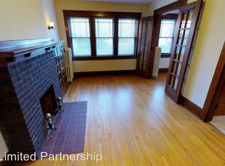 302 Norris Ct APT 5, Madison, WI 53703