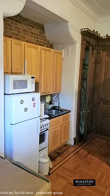 Rented by ZealEstate Group Inc | media 14