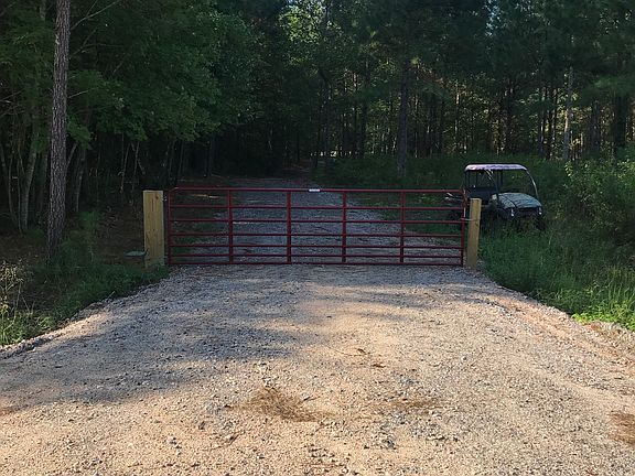 3rd image of 3210 Mouth Of The Creek Rd
