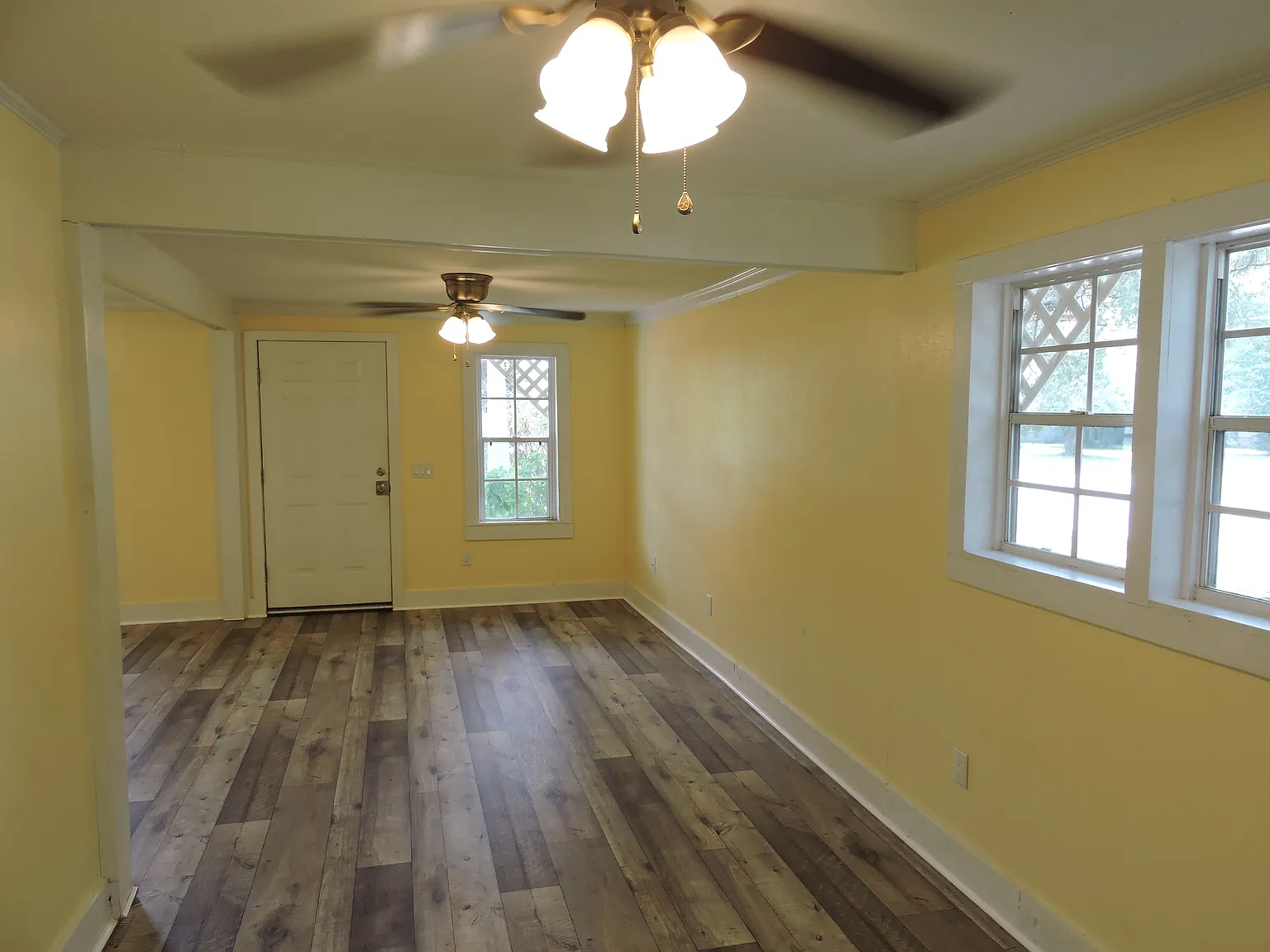 2 bed, 1.0 bath, 1343 sqft, $1,250 — Photo 4