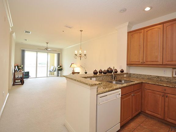 5th image of 85 Riverview Bnd S Unit 1523