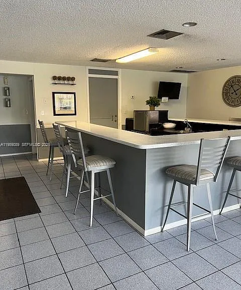 2226 N Cypress Bend Dr #210 — Photo 31