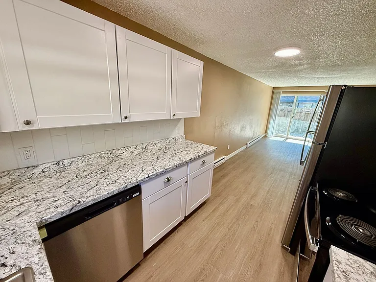 3617-3623 Butternut Dr — Photo 9