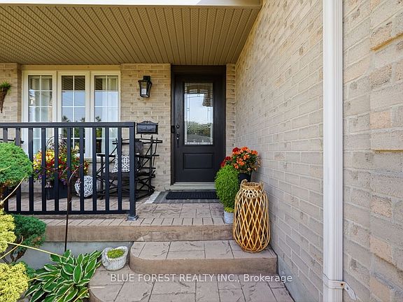 4th image of 241 Oldham St