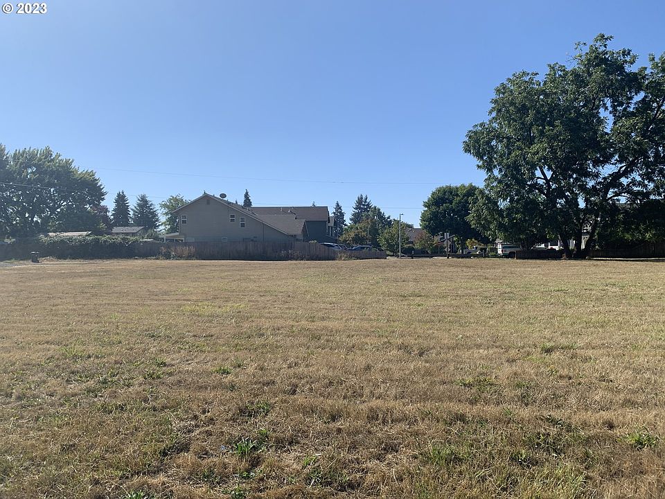 2nd image of 3280 River Rd