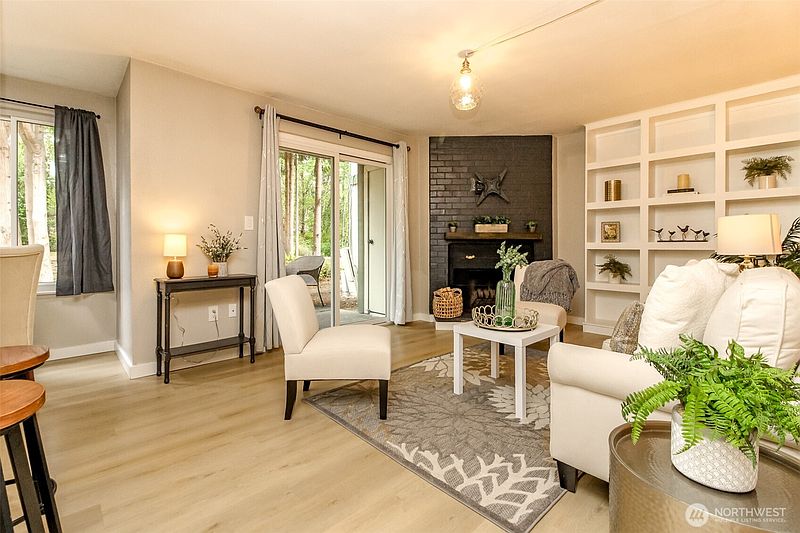 2nd image of 408 S 323rd Street #L5
