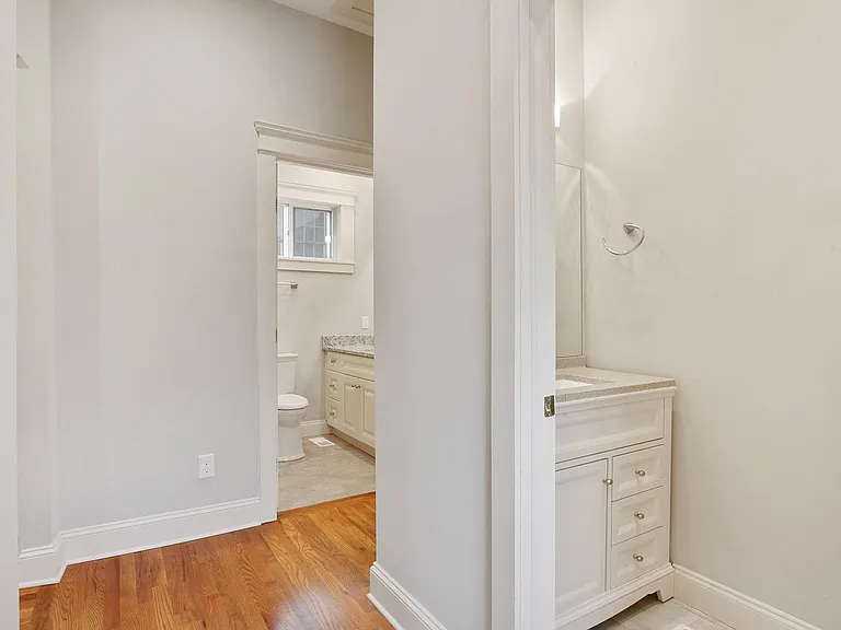 1161 Monroe Dr NE #B — Photo 9