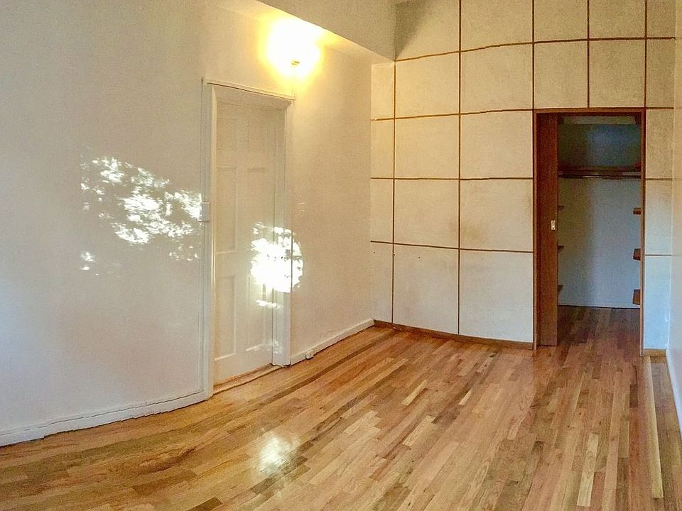 2nd image of 12007 85th Ave APT 2H
