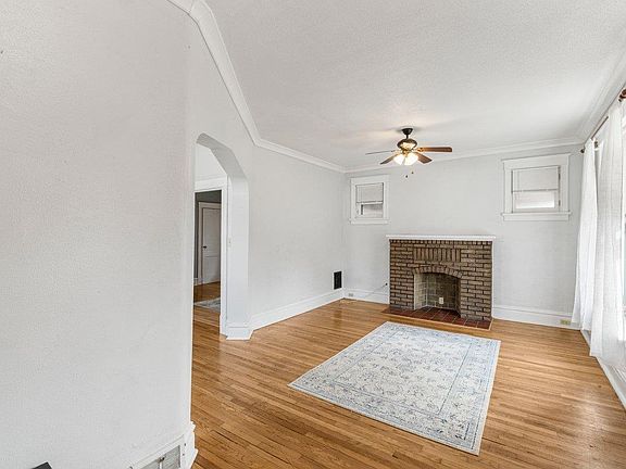 3rd image of 7126 Alabama Ave