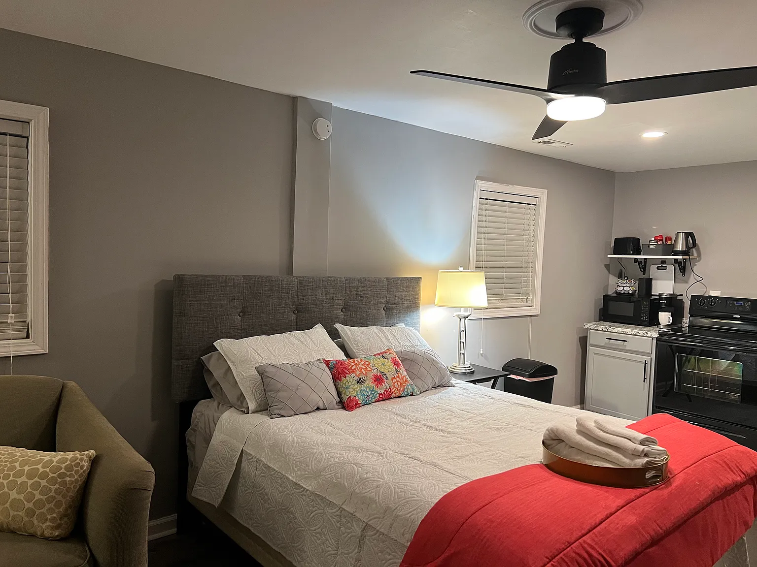 3223 Loftyview Dr — Photo 1
