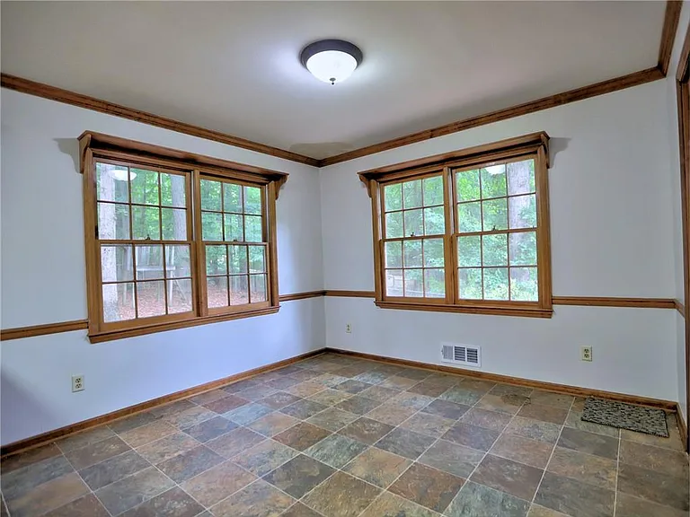 2101 Mark Hall Ct NE — Photo 16