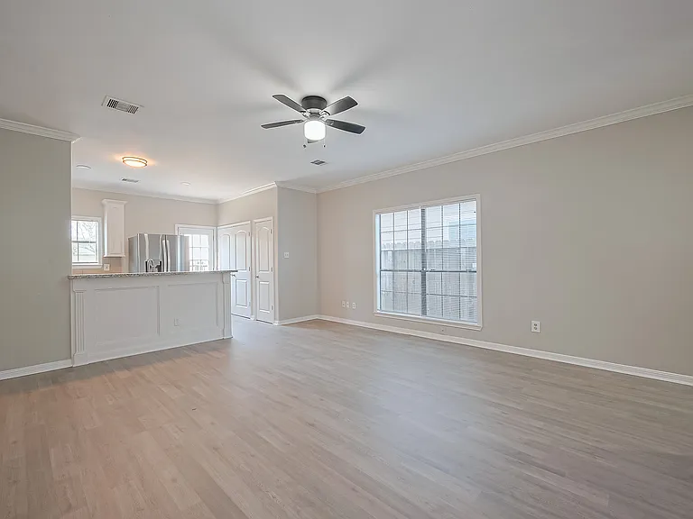 4320 Maggie St #B — Photo 11