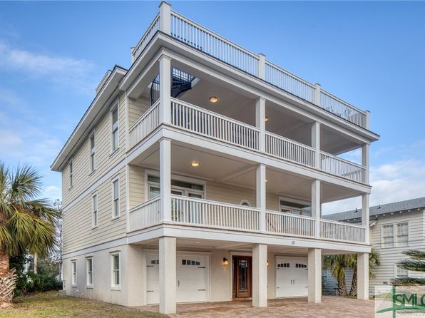 10 8th St, Tybee Island, GA 31328