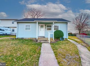 18 Yawmeter Dr, Baltimore, MD 21220