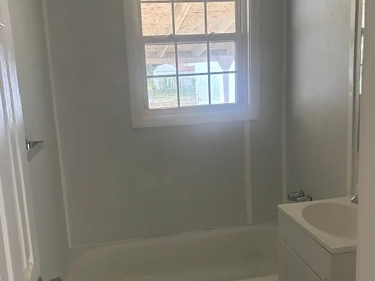 115 Miller Blvd — Photo 6