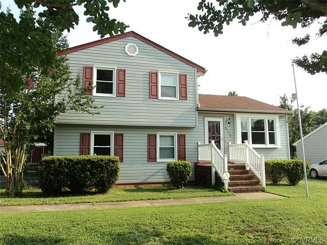 1st image of 4006 Yorktown Dr