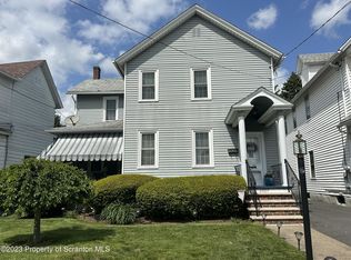 2027 Rigg St, Dunmore, PA 18512