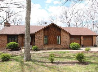 19 Greenview Dr, Defiance, MO 63341