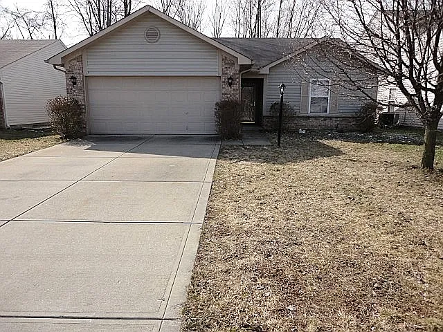 3 bed, 2.0 bath, 1248 sqft, $1,795 — Photo 1