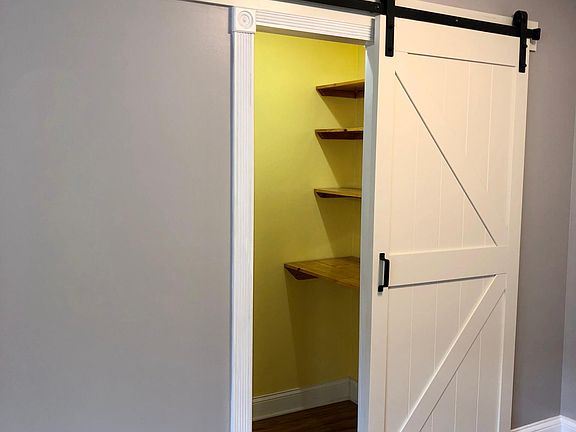 5th image of 455 Bramblewood Ln APT 10