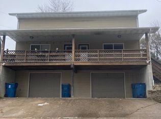 8 Holloway Dr #B, Collinsville, IL