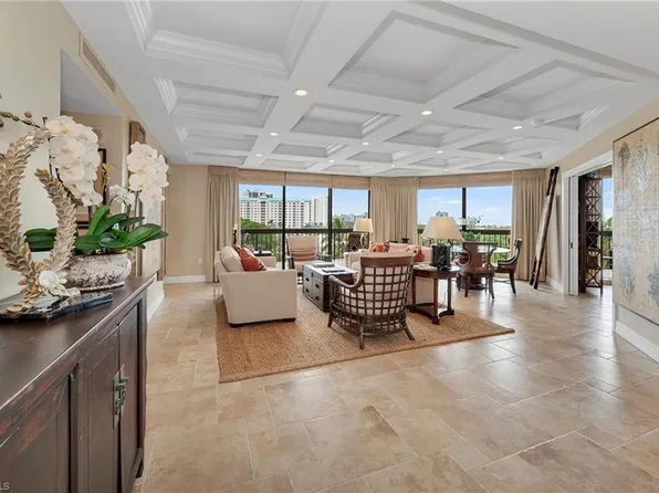 6001 Pelican Bay BLVD #403, NAPLES, FL 34108