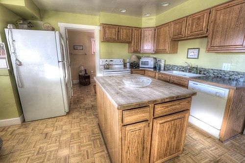 2nd image of 321 Coppei Ave