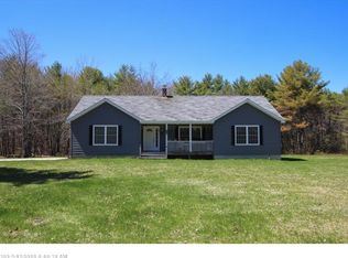4 Autumn Ln, Raymond, ME 04071